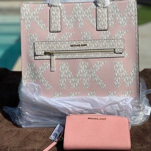 Michael Kors Brand New Kenly tote and wallet NEW